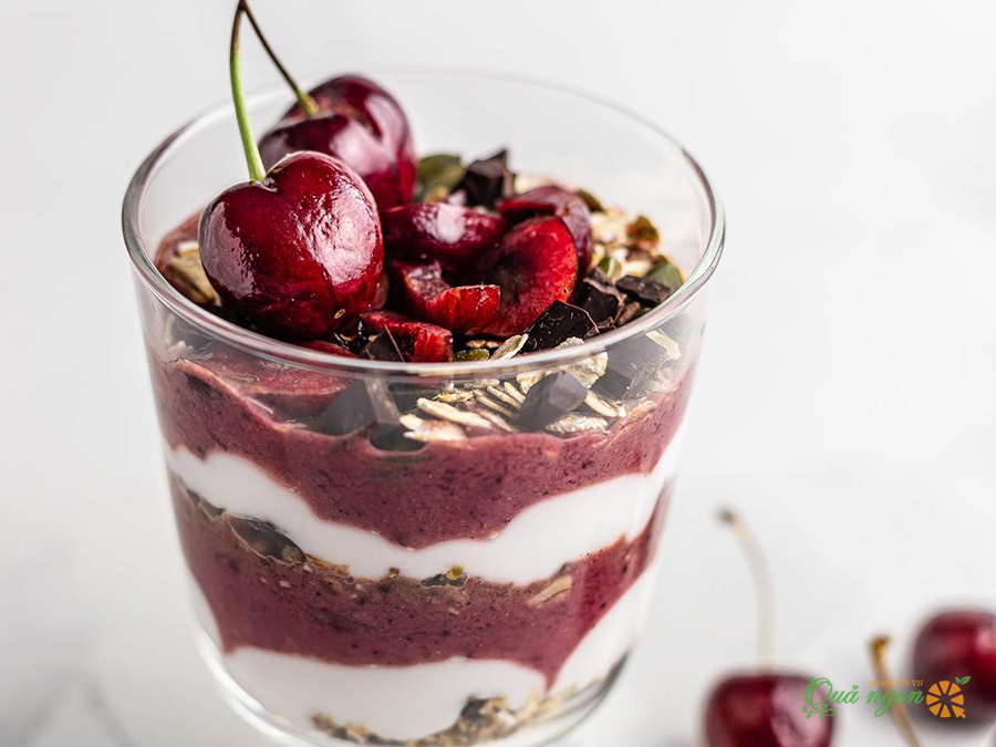 Cách làm bánh Parfait Cherry với Chocolate Muesli